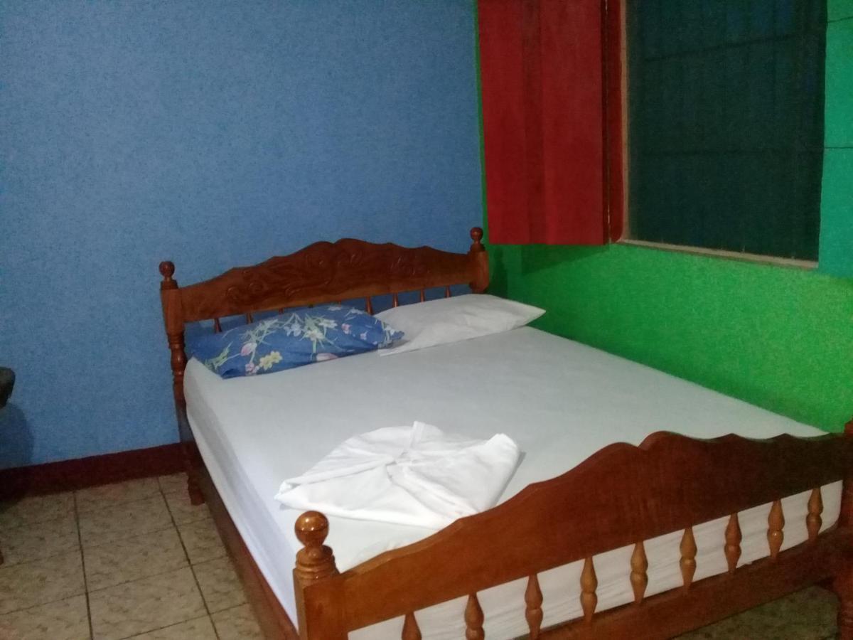 Hostal Maria Rivas Exterior photo