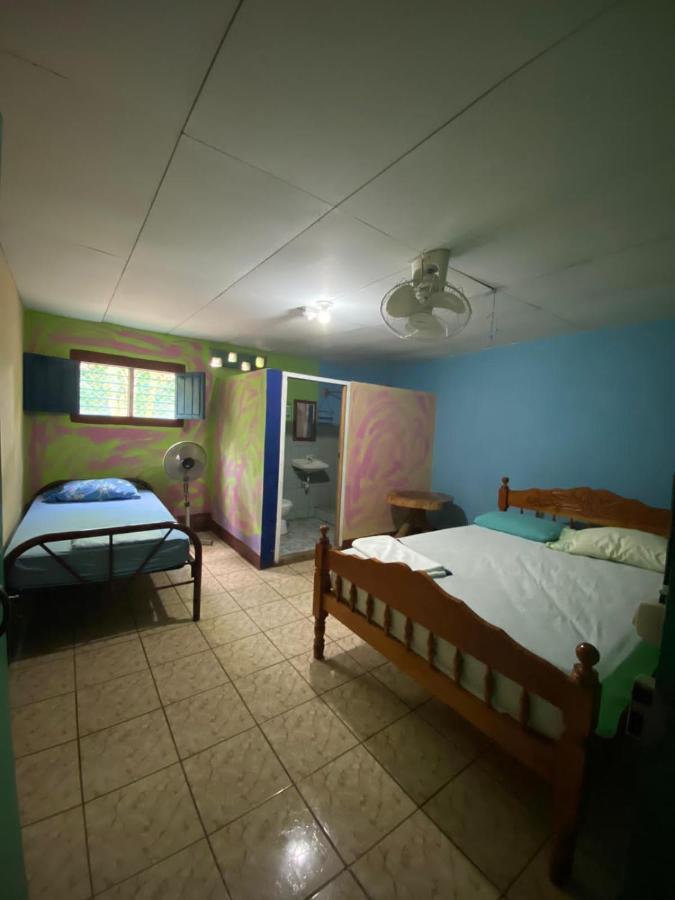 Hostal Maria Rivas Exterior photo