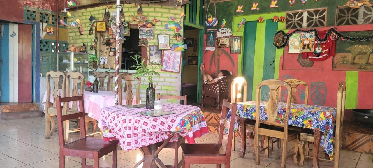 Hostal Maria Rivas Exterior photo